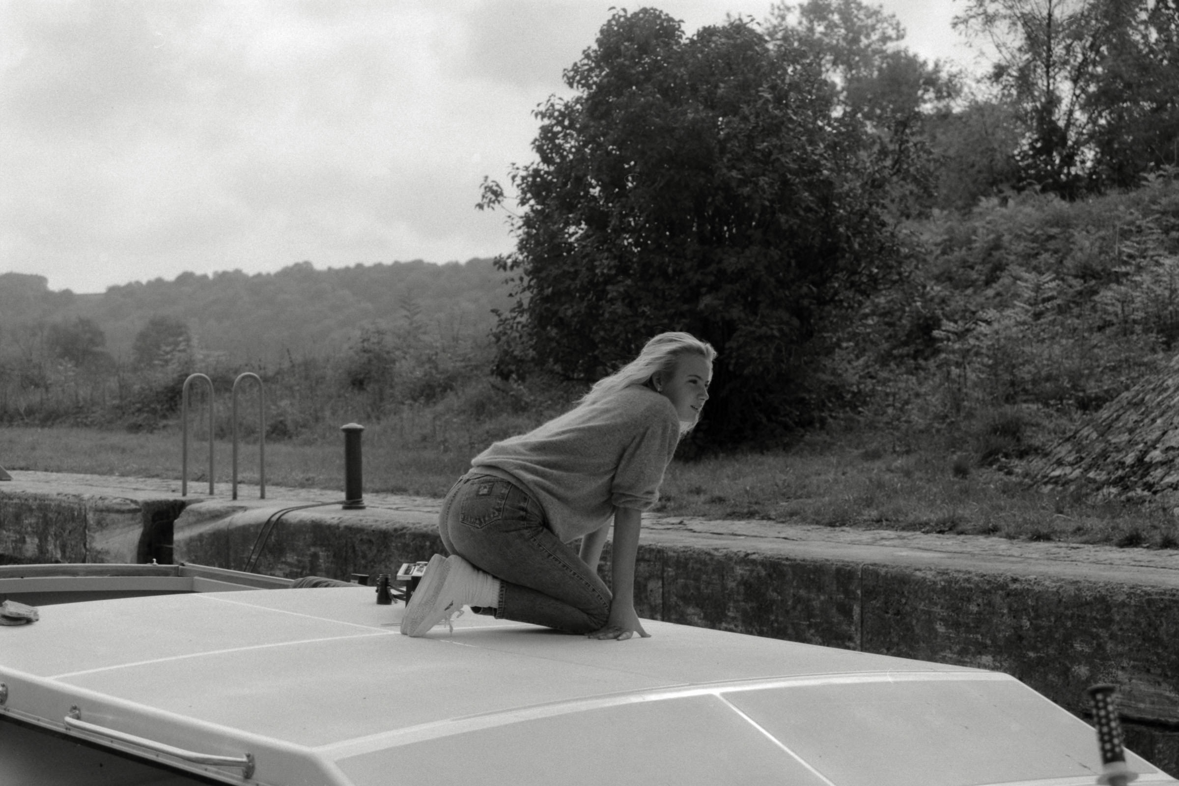 AHP F1990 09 005 sc250506 img34 NLP